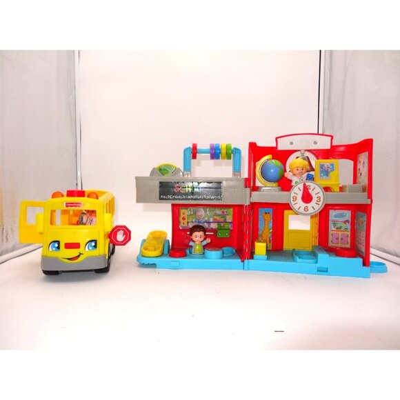 Fisher-Price Little People Friendly School Interactive Playset School Bus Works - Picture 1 of 16